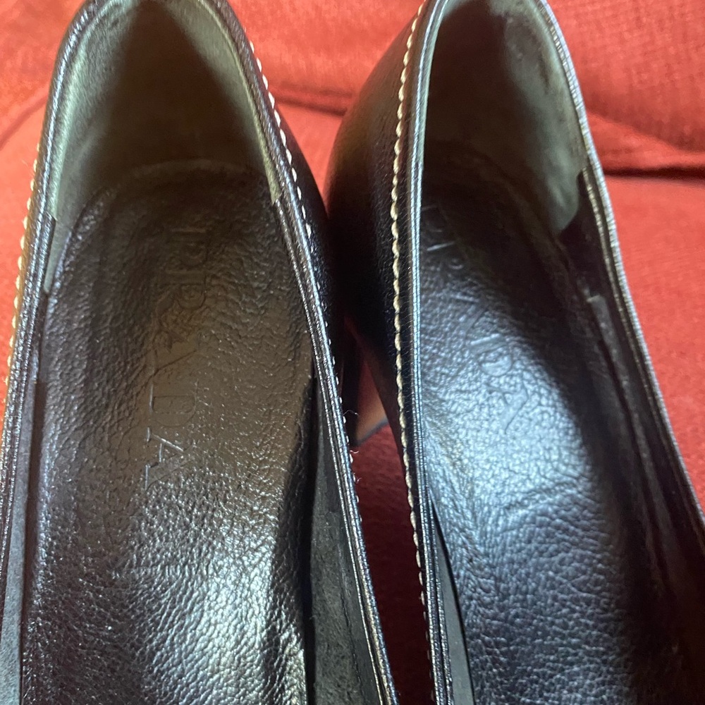Y2K Vintage Prada Square Toe White Stitch Black Leather Block Heel Pumps - Picture 2 of 10